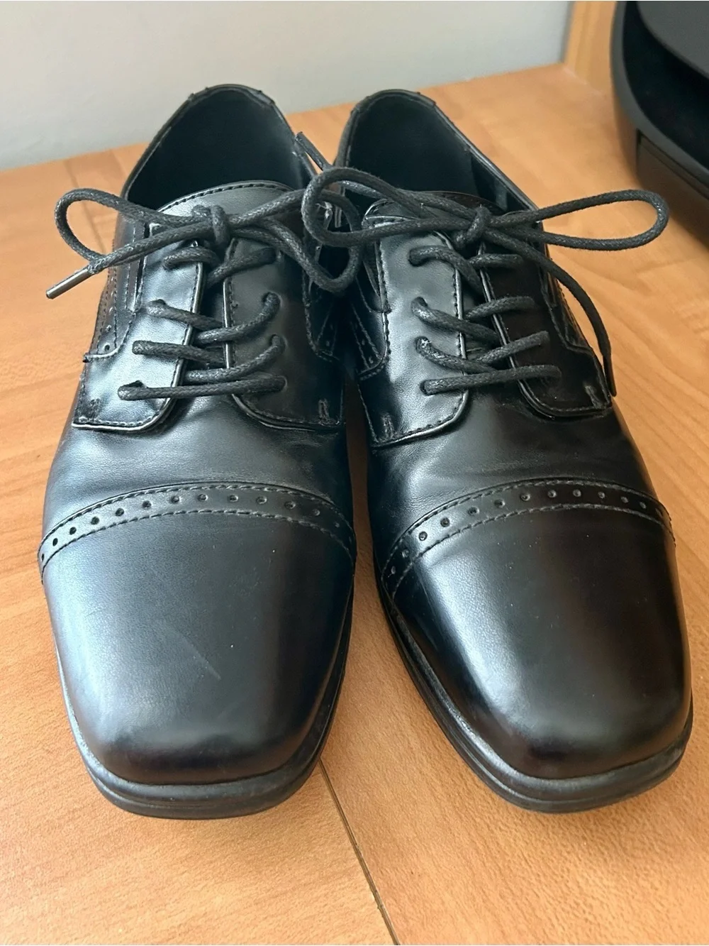 Stafford Black Leather Cap-Toe Oxford Dress Shoes memory foam boys sz 4 Dane jr